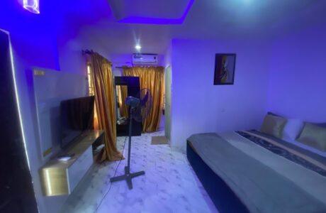 Ney York Idimu – (2 bedroom apartment)